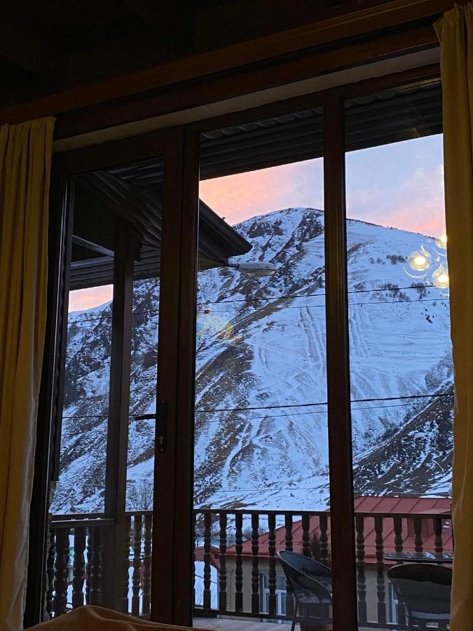 Eastern Georgia Hotel Kazbegi Exterior photo